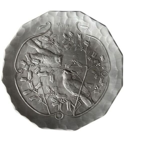 Natale Triangle Hammered Aluminum Four Seasons Plates 1980-1983 Set Of Four - Picture 2 of 10